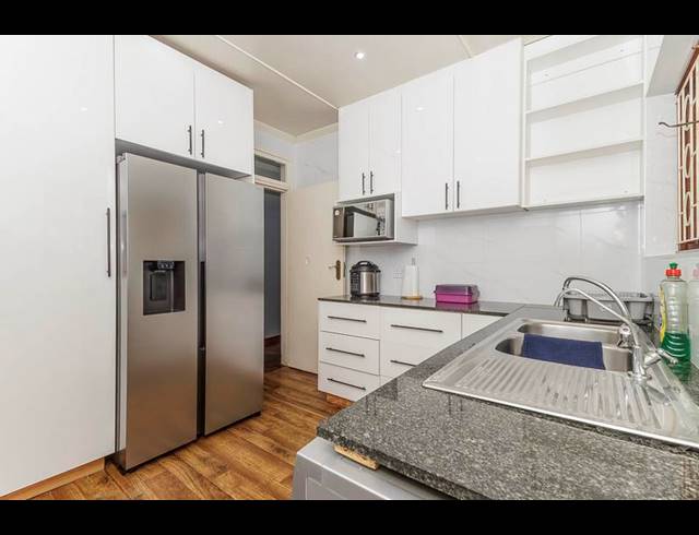 3 BEDROOM HOUSE FOR SALE IN GLENMORE